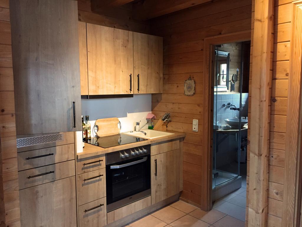 Ferienwohnung Romantik Im Roten Haus フュッセン エクステリア 写真